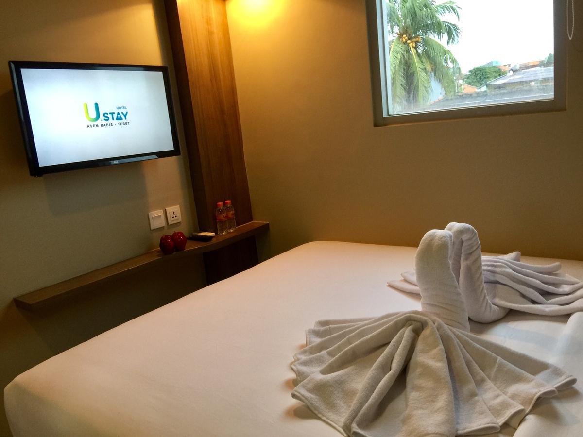 U Stay Hotel Tebet Джакарта Экстерьер фото